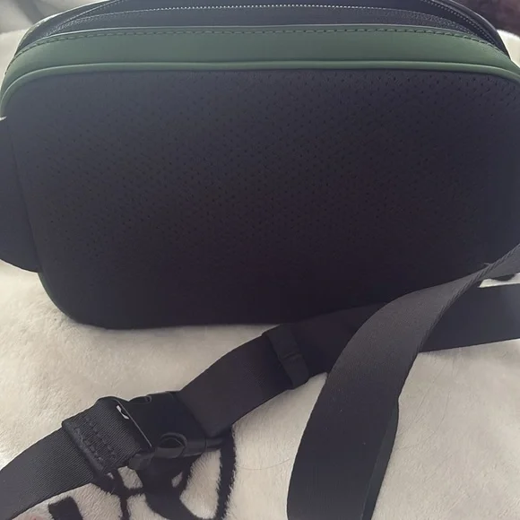 Michael Kors belt bag NWT - Picture 10 of 14